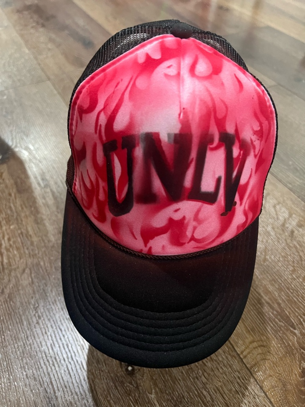 NWOT UNLV nissun red Flame Trucker Hat